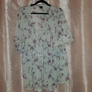 Torrid floral blouse